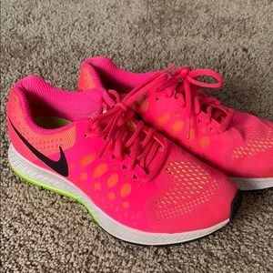 Nike Pegasus running